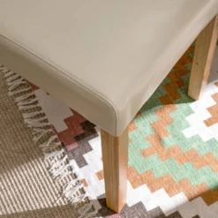 Chaise Capitonnée Nello I -Promos Déco Vestiaire Boutique 1000008474 30 GALLERYIMAGES P000000001000008474