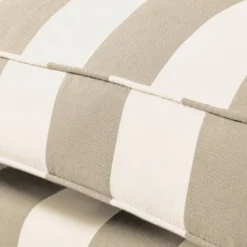 Fauteuil à Oreilles Sofia XXL 38 Fauteuil à Oreilles Sofia XXL -Promos Déco Vestiaire Boutique 1000031055 210720 13463800020 DETAILS P000000001000031055