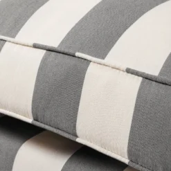 Fauteuil à Oreilles Sofia XXL 28 Fauteuil à Oreilles Sofia XXL -Promos Déco Vestiaire Boutique 1000031056 210720 13463800031 DETAILS P000000001000031056