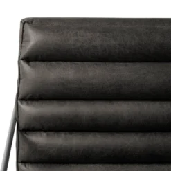 Fauteuil Voda I 35 Fauteuil Voda I -Promos Déco Vestiaire Boutique 1000042122 190320 17174100146 GALLERYIMAGES P000000001000042122