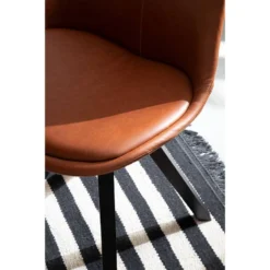 Chaises Capitonnées Aledas III -Promos Déco Vestiaire Boutique 1000112658 200821 06215400002 DETAILS P000000001000112658