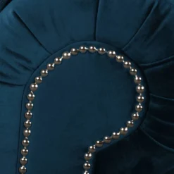 Fauteuil Solita 33 Fauteuil Solita -Promos Déco Vestiaire Boutique 1000135652 181018 162957375 GALLERYIMAGES P000000001000135652