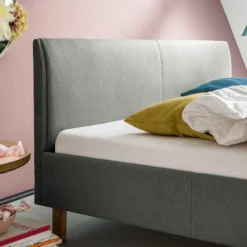 Lit Capitonné Lena -Promos Déco Vestiaire Boutique 1000150189 181220 16400600032 GALLERYIMAGES P000000001000150189