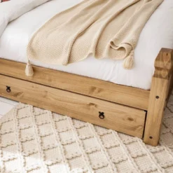 Lit Finca Rustica -Promos Déco Vestiaire Boutique 1000178059 200507 14114000013 DETAILS P000000001000178059