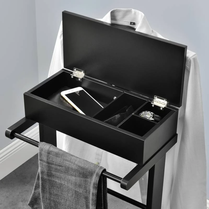 Valet De Chambre 3 Valet De Chambre – Image 3