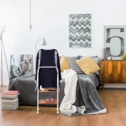 Valet De Chambre Roulettes Rangement -Promos Déco Vestiaire Boutique 21b60cf7e8034d728e1881dac69d112a