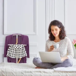 Valet De Nuit En Bois & Métal Blanc -Promos Déco Vestiaire Boutique 229a7b3f38c9496099f0de99f35a531d