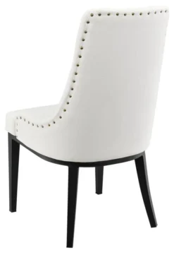 Chaise Chester Salle à Manger -Promos Déco Vestiaire Boutique 2fc1d913895446e4885503f03ddf8834.cropped 339 71 1311 1917.processed