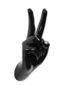 Porte Manteaux Main Peace -Promos Déco Vestiaire Boutique 70e0974079a8455988f49bf7748fd751.cropped 221 66 712 801.processed