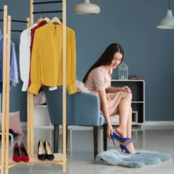 Portant à Vêtements Style Paravent -Promos Déco Vestiaire Boutique 859bcc78c9564eda964749cf16194eb4