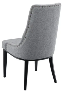 Chaise Chester Salle à Manger -Promos Déco Vestiaire Boutique 87b124618a404670a08cdcd8826b6d28.cropped 295 70 1316 1923.processed