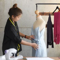 Garde Robe Avec étagère Style Industriel 12 Garde Robe Avec étagère Style Industriel -Promos Déco Vestiaire Boutique a16ed5470fec4228a6631939b703bb7c