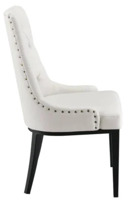 Chaise Chester Salle à Manger -Promos Déco Vestiaire Boutique a690692f06964247a2d8e70bc7ccfa93.cropped 406 47 1173 1905.processed