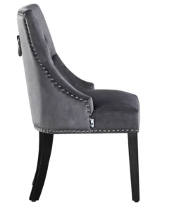 2 Chaises De Salle à Manger Windsor 34 2 Chaises De Salle à Manger Windsor -Promos Déco Vestiaire Boutique ae903ddb9ab1434092c876ffc2459f27.cropped 397 237 1333 1681.processed 1