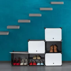 Étagère à Chaussures Blanc Et Noir -Promos Déco Vestiaire Boutique c6e7a7c80b9347a09da9d02f9da27fc3