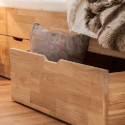 Lit En Bois Massif EosWOOD -Promos Déco Vestiaire Boutique massivholzbett eoswood inklusive 4 bettkaesten eiche massiv 180 x 200cm eiche weissoel 3597597